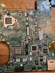 Lot Of 1.2kg Mix Of PCBs – Please Read Description.