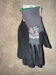 MaxiFlex Ultimate Medium Gray Nitrile-Coated Outdoor & Work Gloves 2-PAIRS