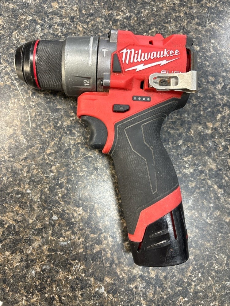 Used MILWAUKEE 3404-20 M12 12V Cordless Brushless Hammer Drill (QUI005240)