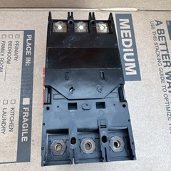 Siemens Sentron FXD63B200 200A 600V 3 Pole Circuit Breaker 200 Amp 3P FXD6-A