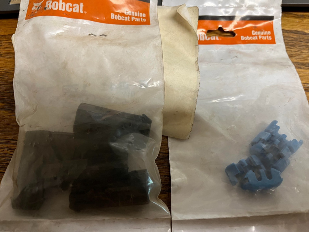 Bobcat 2 Pin Male Connector Plug 6641179 6641180 5 ea