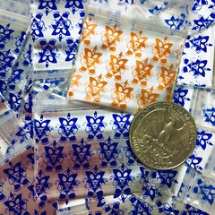BaggiesSince1987 – 15125 DESIGN ZIP BAGS 500PCS 45 METALLIC DSN MIX, READ DETAIL
