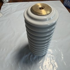 Meister International Bus Insulator6”x2 .5”