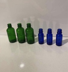 WHEATON INDUSTRIES Emerald, Cobalt and Clear 10mL Glass Scientific Grade Vials