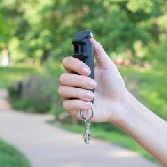 Sabre Red F15-BUSG Pepper Gel Black Aluminum/Plastic Flip Top Keychain