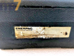 ENERPAC PAMG1405N TURBO 2 AIR DRIVEN HYDRAULIC FOOT PUMP W/4-WAY VALVE 700 BAR