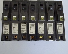 Square D HOMP breakers lot