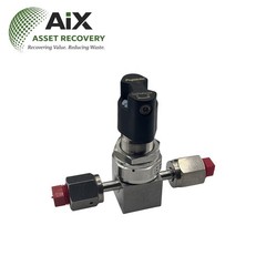 Fujikin FUND-71G-6.35-2 Diaphragm Soft-Seal Valve New Surplus 1/4 OD Fem