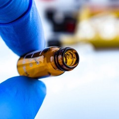 2mL Autosampler Amber Vial Pre-slit Cap PTFE Silicone Septa Fit LC Sampler