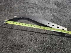 Box Blade 19.5-inch Ripper Shank 4 Hole Box Scraper Shank, Black