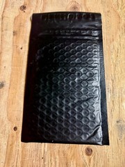Black 4×8 Poly Bubble Mailers Padded Envelopes Mailing Bags Packing Self Seal .