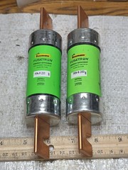 NEW QTY OF 2 BUSSMANN FRN-R-200 BUSS FUSETRON TIME DELAY 200A AMP 250V-AC FUSE