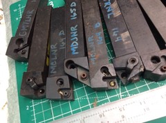 Valenite Carboloy ++ 15 pcs Various 1″ Lathe Tool Holders See Photos Used (15)