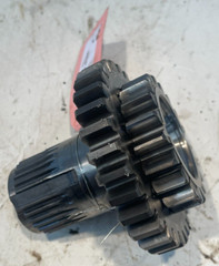 1967 John Deere 2020 Tractor Transmission Pump Gear Shaft