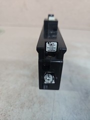 Square D HOM115PCAFI Circuit Breaker AFCI 15A 1-Pole 120V See pics