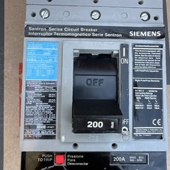 Siemens Sentron FXD63B200 200A 600V 3 Pole Circuit Breaker 200 Amp 3P FXD6-A