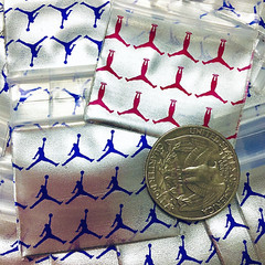 BaggiesSince1987 – 15125 DESIGN ZIP BAGS 500PCS 45 METALLIC DSN MIX, READ DETAIL