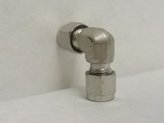 203415 New-No Box; Parker 4-4 EBZ-SS Compression Elbow; 90Deg; SS; Size: 1/4″