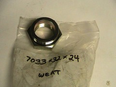 O-Ring Boss Reducer, 2 Inch Male to 1-1/2 Female