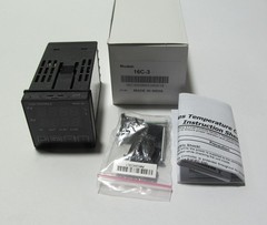 NEW DWYER LOVE CONTROLS 16C-3 1/16 DIN TEMPERATURE CONTROLLER RELAY OUTPUT