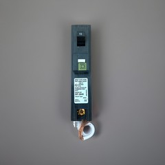 NEW Square D HOM115PCAFI Plug-On Neutral 15 Amp 1 Pole Circuit Breaker