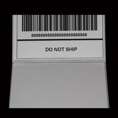 500 4×6 Fanfold Direct Thermal Shipping Labels for Zebra & Rollo Printers