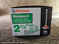 (QTY 900) RAMSET 09173 1516SDE Ramguard 2-1/2 in. Drive Pins with Washers, Steel