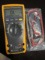 Fluke 179 True RMS Digital Multimeter Great Condition !! Free Shipp