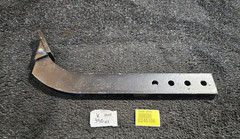 Box Blade 19.5-inch Ripper Shank 4 Hole Box Scraper Shank, Black