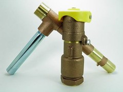 1″ COMMERCIAL QUALITY 2 PIECE LOCKING BRASS QUICK COUPLER VALVE AND KEY