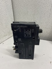 Lot of 2 SquareD/Homeline HOM115PCAFI Circuit Breaker 15A