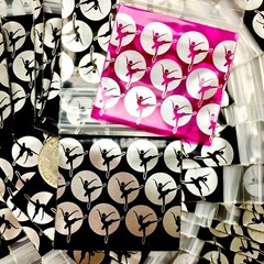 BaggiesSince1987- 1515 ZipSeal DesignBags 100PCS BUNNY PEARL RED SILVER 👀DETAIL