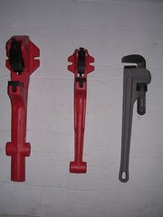 TWO FOOT VISE & PIPE WRENCH 1/2″-2″ RIDGID 300 535 700 1822 1224 Pipe Threader