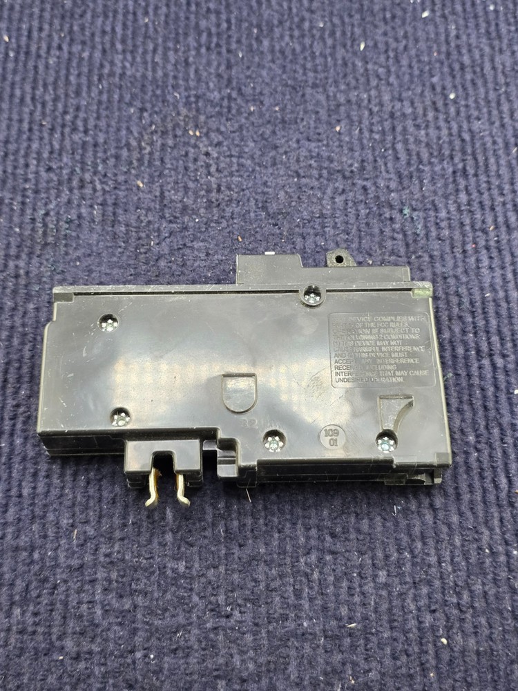 Square D HOM115PCAFI: Homeline 15A AFCI Breaker 1-Pole Plug-On Neutral 120V