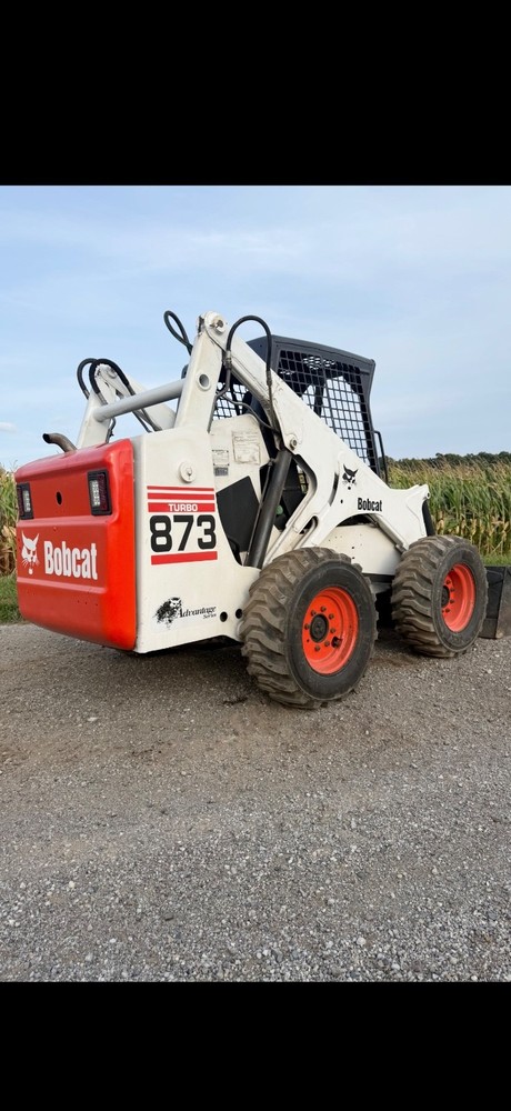 873 Bobcat, 73 Horsepower Diesel Engine, Auxiliary Hydraulics