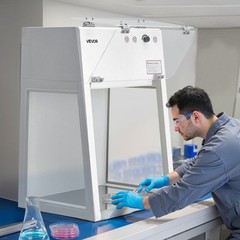 Vertical Laminar Flow Hood, 0.45 m/s Adjustable, LED Light, 65dB, Desktop