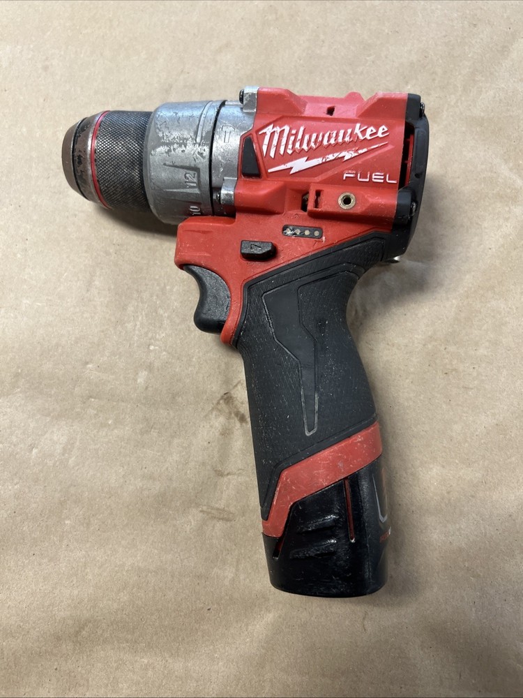 Milwaukee 3404-20 M12 Hammer Fuel Brushless Drill W/bat