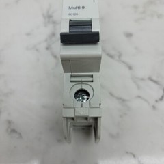 3 Pack Schneider Electric 60120 2 Amp Circuit Breaker DIN Rail 120/240 Vac Used