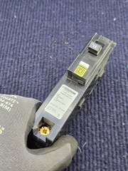 Square D HOM115PCAFI: Homeline 15A AFCI Breaker 1-Pole Plug-On Neutral 120V