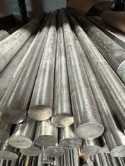 Titanium Round Bar 6AL4V 1.25″ x 12″