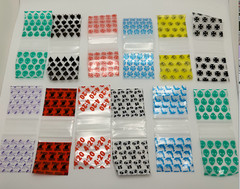 300 SMALL BAGGIES 1515 1.5″ X 1.5″ MINI RESEALABLE POLY (10+ MIXED DESIGNS)