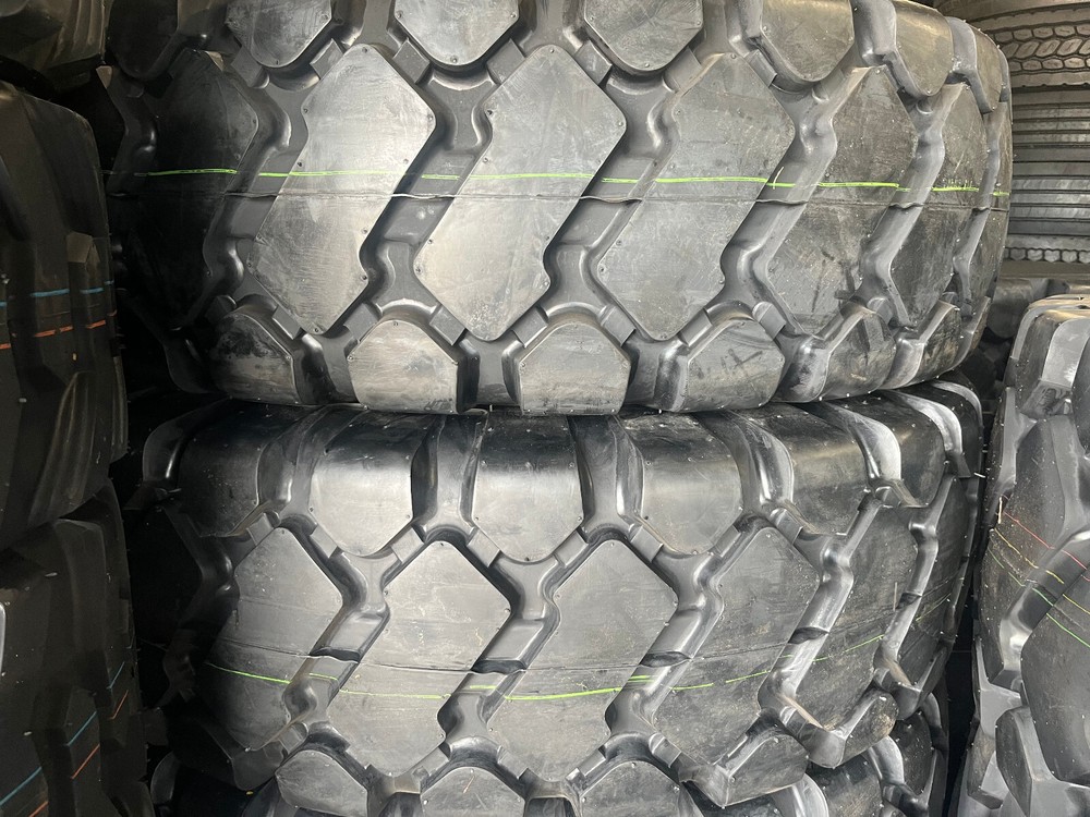15.5-25 20 PLY E3/L3 LOADER TIRES (1 TIRE) 15.5×25 ROAD CREW TIRES 20PR