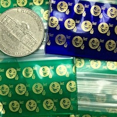 BaggiesSince1987 – 1510 Design Zip Bags METALLIC 18 DSN MIX 100PCS, READ DETAILS