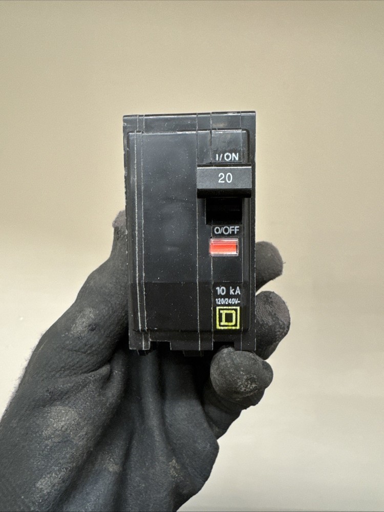 Square D QOB220 Circuit Breaker – 20 Amp 2 Pole – Bolt-On NEW NO BOX
