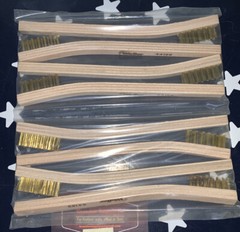 NEW WEILER 44189 Hand Scratch Brushes 7-1/2″ Wire Curved Wood – 8 Pieces
