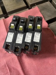 (LOT OF 4) Square D HOMP Type