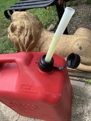 Blitz 5 Gallon Vented Gas Can w/flex spout & Easy Pour Handles