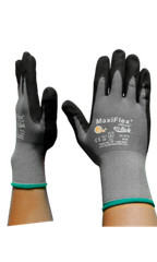 12 PR. 34-874 MaxiFlex Ultimate Foam Nitrile Grip Coated PROTECTIVE WORK GLOVES
