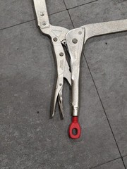 Milwaukee Tool 18″ Deep Reach Locking C-Clamp 48-22-3529