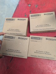 Lot of 4 SquareD/Homeline HOM115PCAFI Circuit Breaker 15A